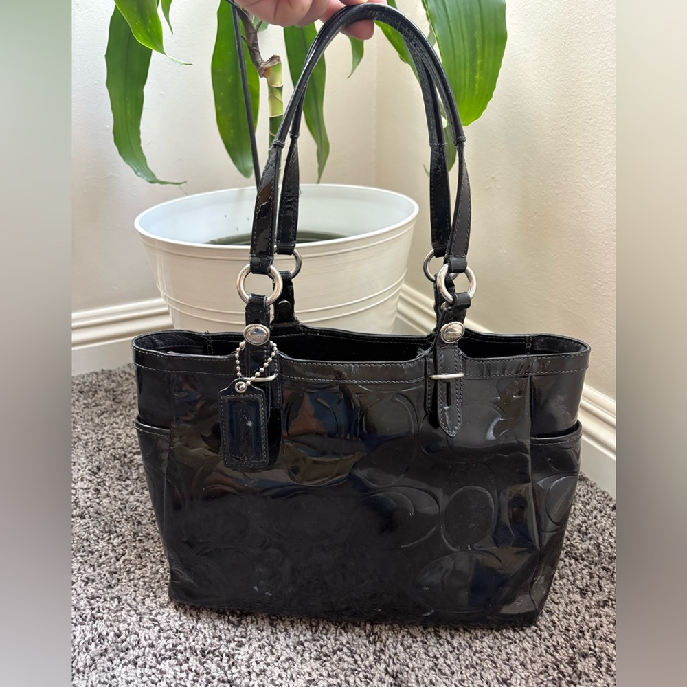 Coach Signature Patent Leather Gallery Tote Bag